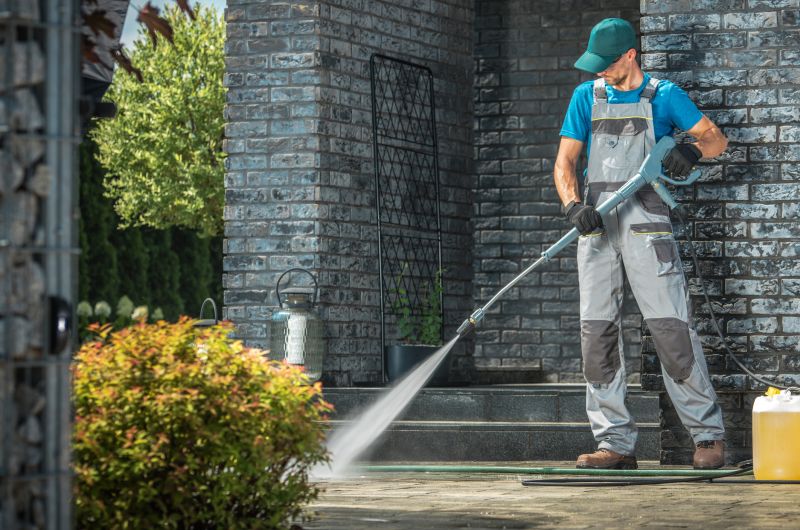 Exterior House Cleaning Service